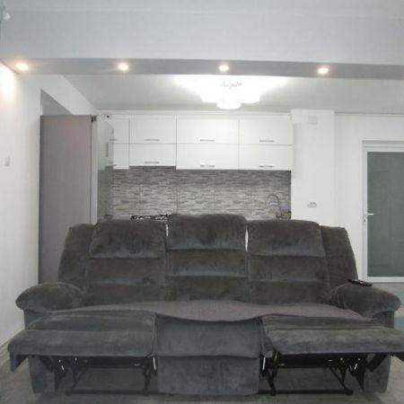 Apartament Sarra Targoviste Exterior photo